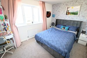 Bedroom- click for photo gallery